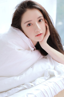 美女扒开腿让男人桶爽直播
